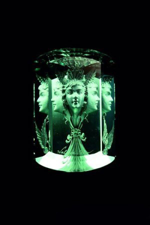 五面倒影荷莱女神(雕刻),彩色宝石网